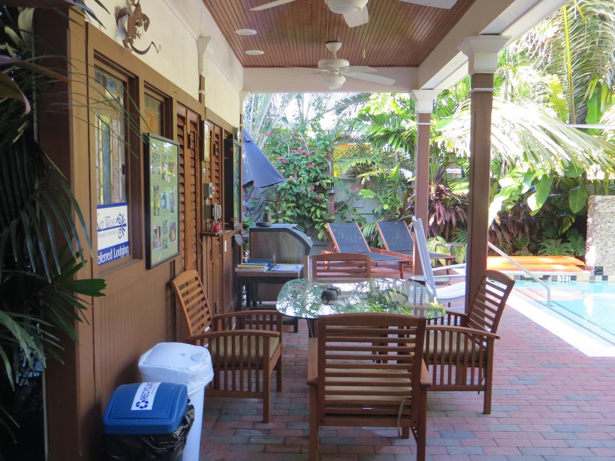 Travelers Palm Inn 基韋斯特 外观 照片